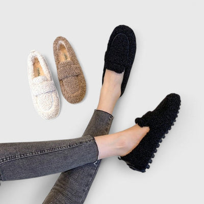 Rafaëlle – Warm slippers with an elegant design