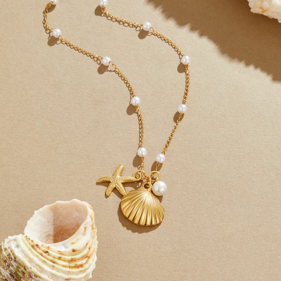 Aria Shell Charm Hanger