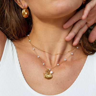 Aria Shell Charm Hanger