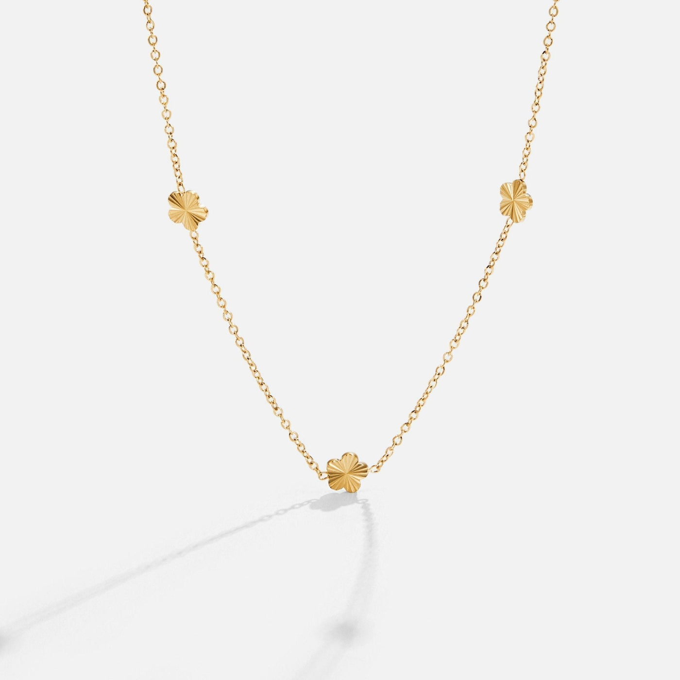 Flower Power Golden Necklace