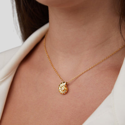 Luca Crystal Shell Pendant Necklace