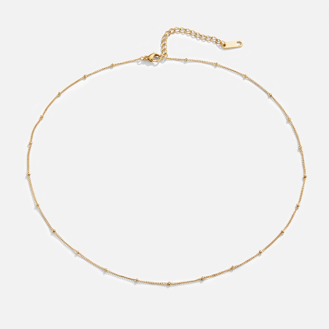 Niyah Chic Golden Necklace