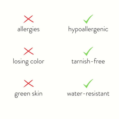 Niyah Chic Golden Necklace