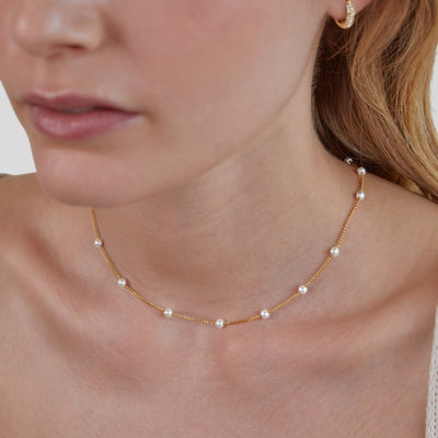 Queen Golden Pearl Necklace