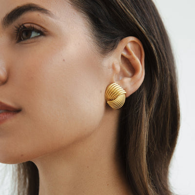 Vanna Luxe Golden Earrings